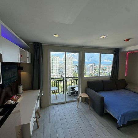 Modern & Comfy Studio - Steps From Ayala Mall, Cebu City 外观 照片