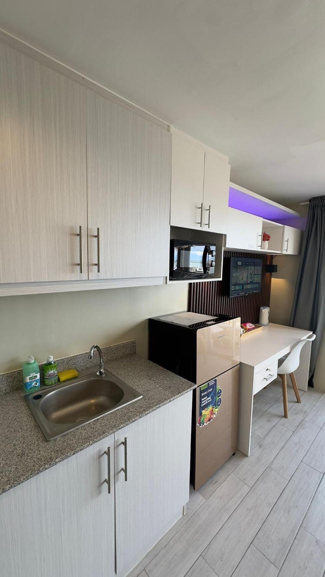 Modern & Comfy Studio - Steps From Ayala Mall, Cebu City 外观 照片